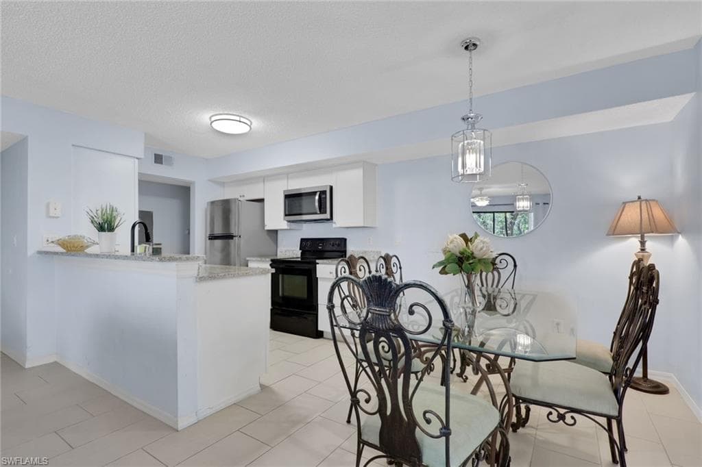2214 Arbour Walk CIR 2012-3