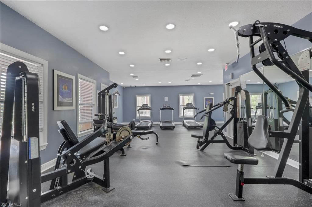 2214 Arbour Walk CIR 2012-28