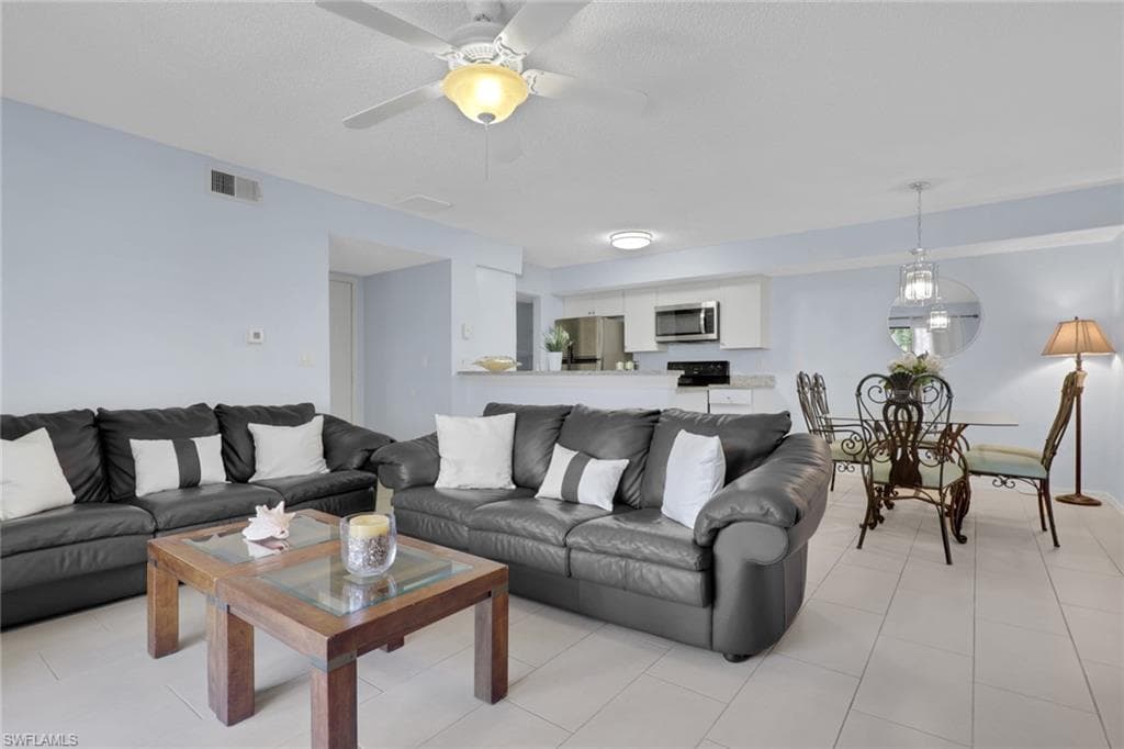 2214 Arbour Walk CIR 2012-5