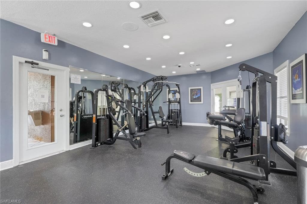 2214 Arbour Walk CIR 2012-30
