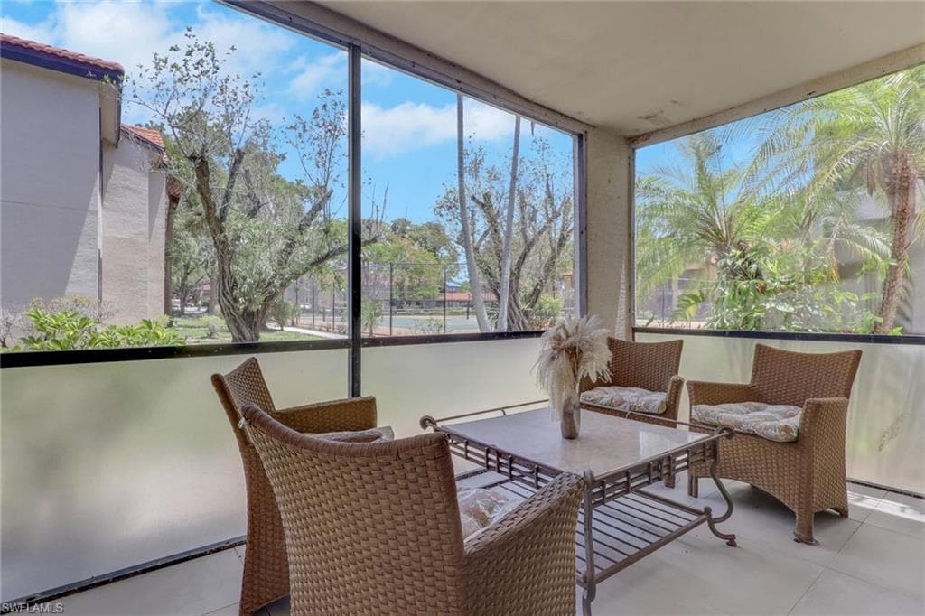 2214 Arbour Walk CIR 2012-19