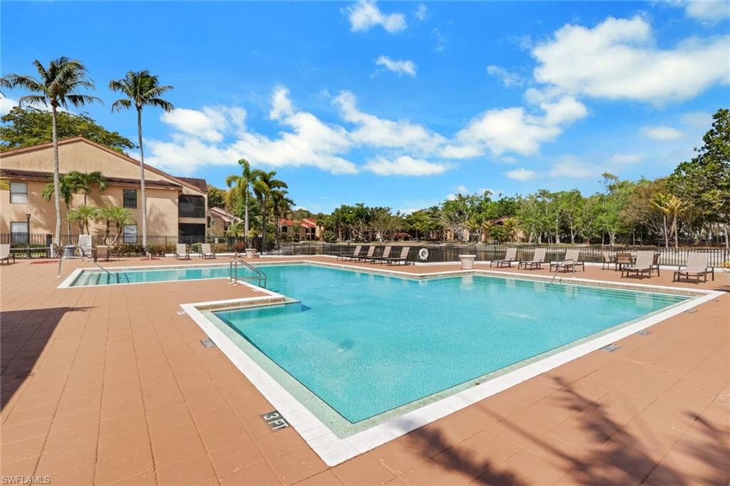 2214 Arbour Walk CIR 2012-25