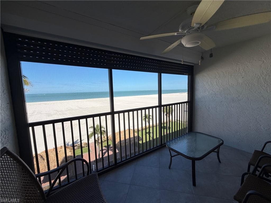 6400 Estero BLVD 402-26