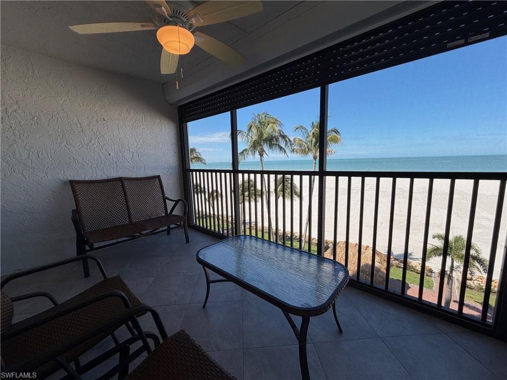 6400 Estero BLVD 402-25