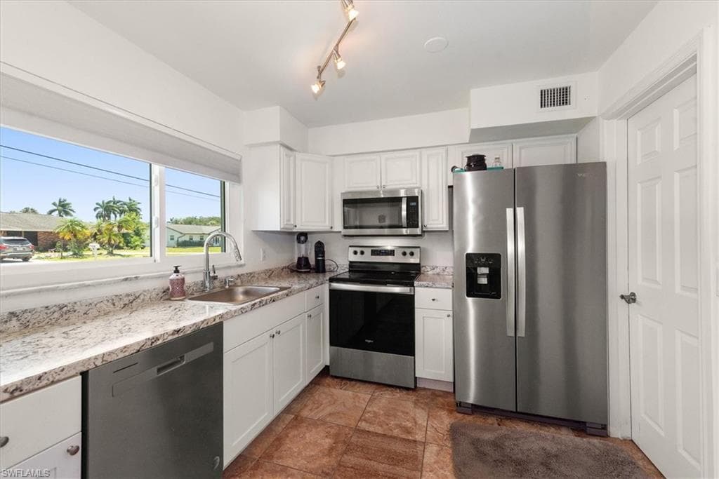 190 Brooks RD-10
