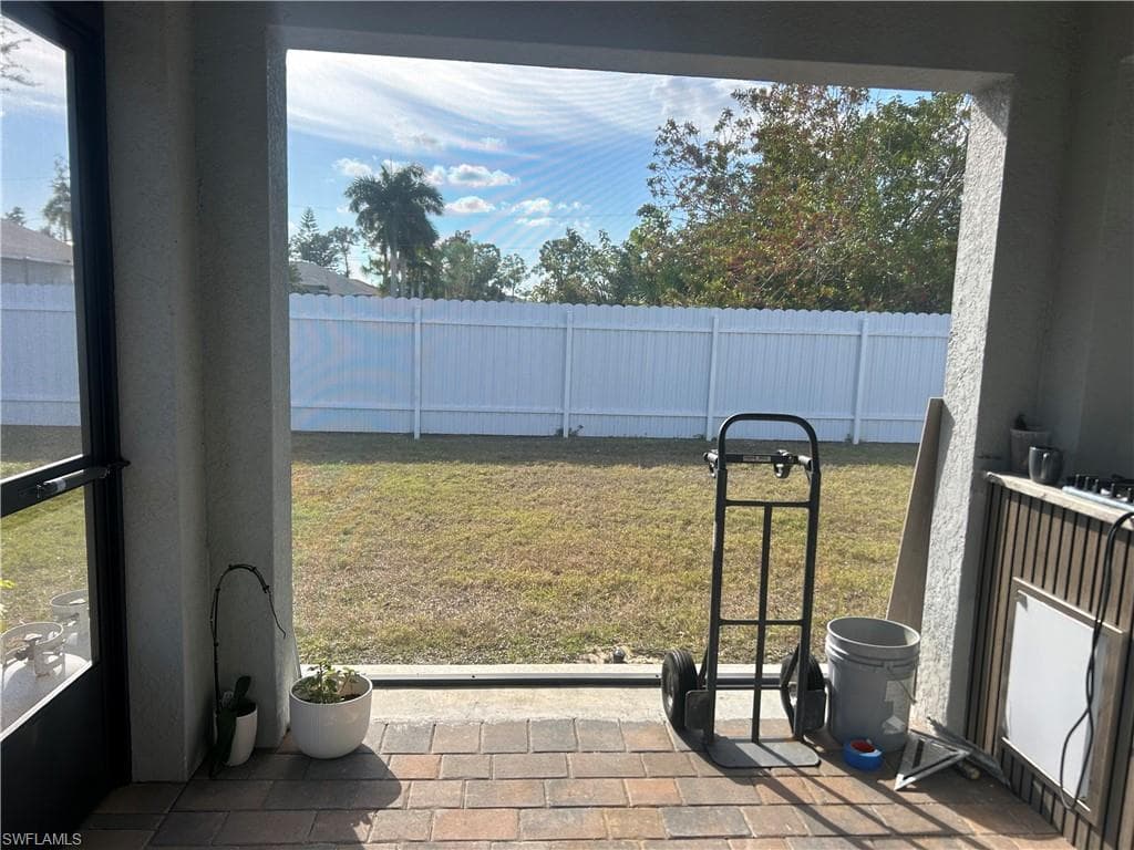 4314 Garden BLVD-25