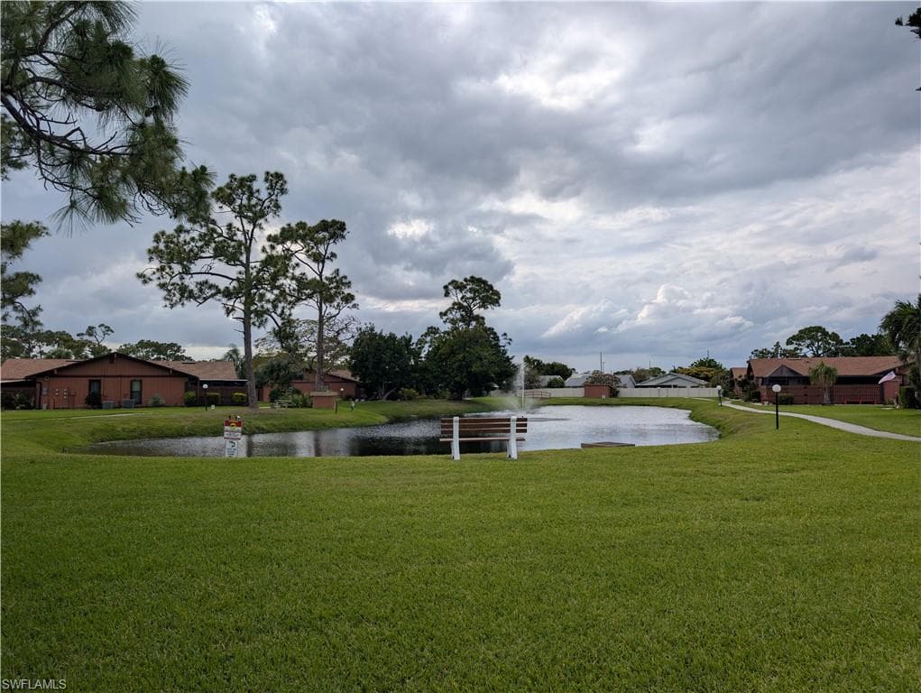 5652 Foxlake DR-38