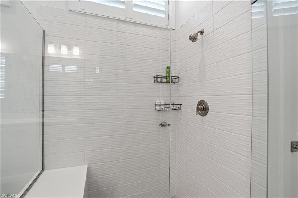 1821 Verada CT-27
