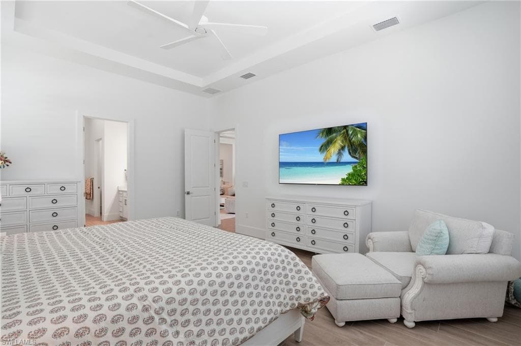 1821 Verada CT-24