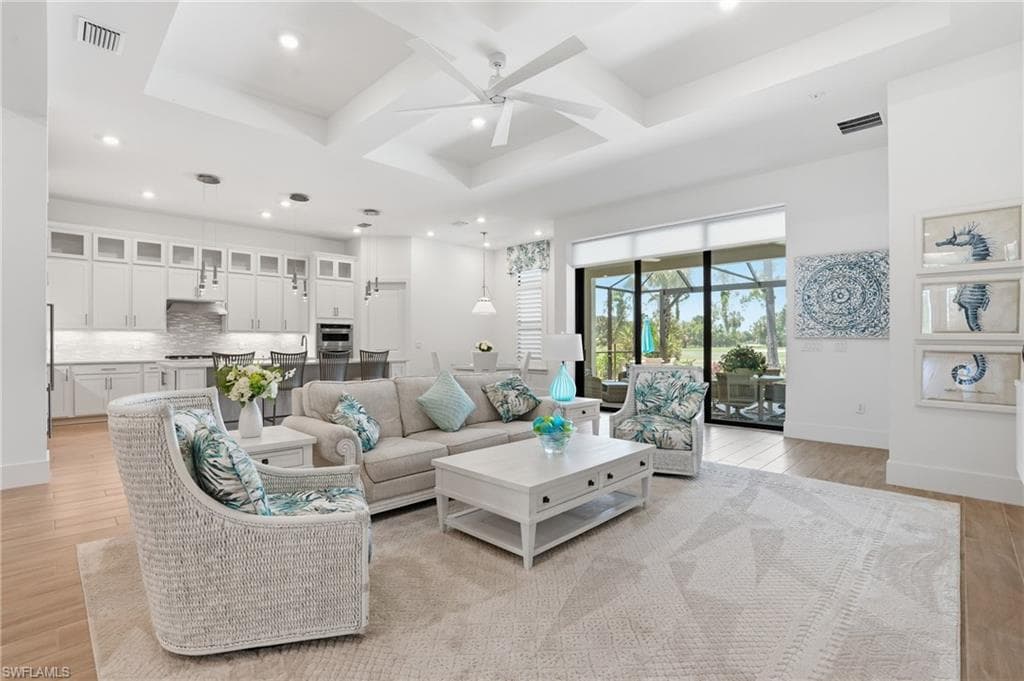 1821 Verada CT-10
