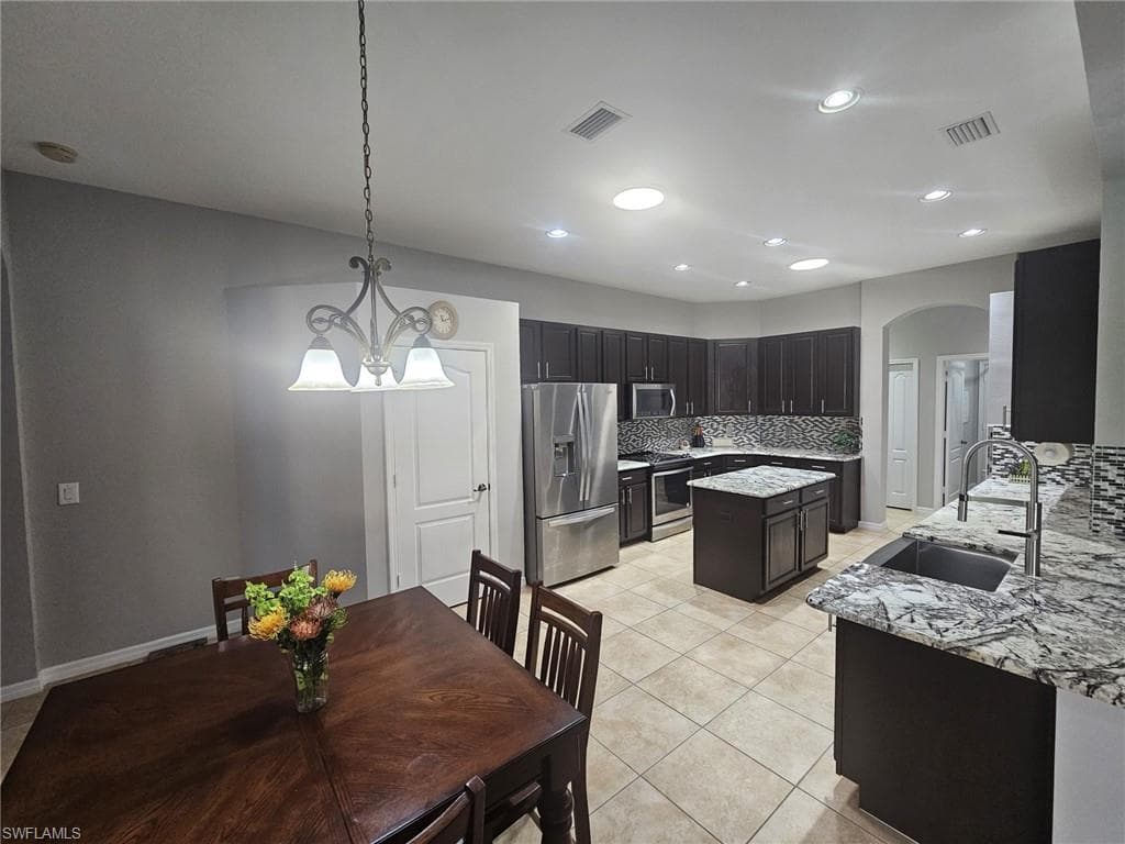 3033 Via Rialto ST-6