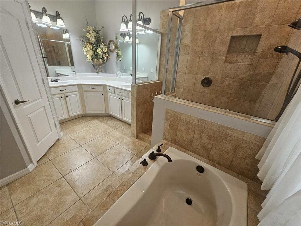 3033 Via Rialto ST-9