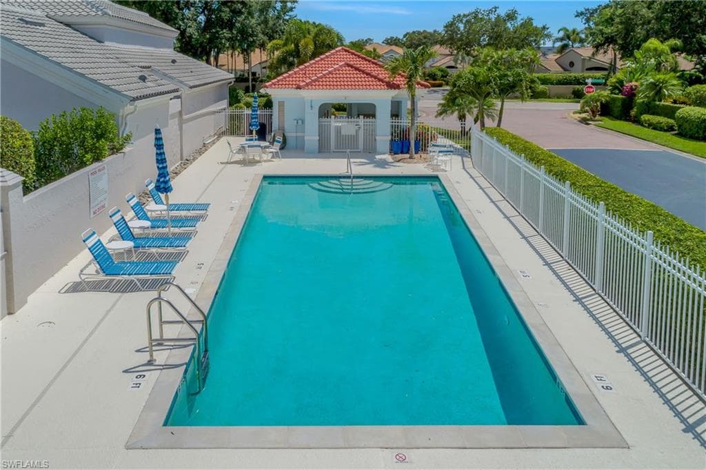 120 Livermore LN-36