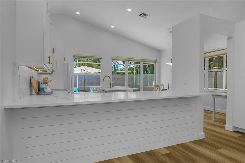 120 Livermore LN-9