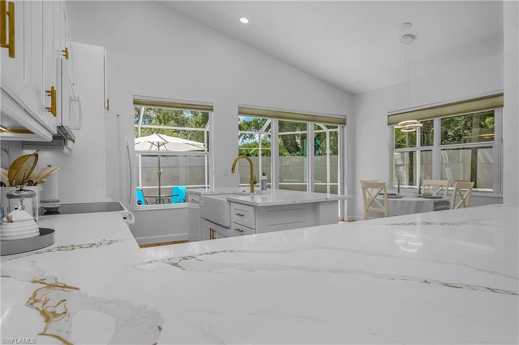 120 Livermore LN-10