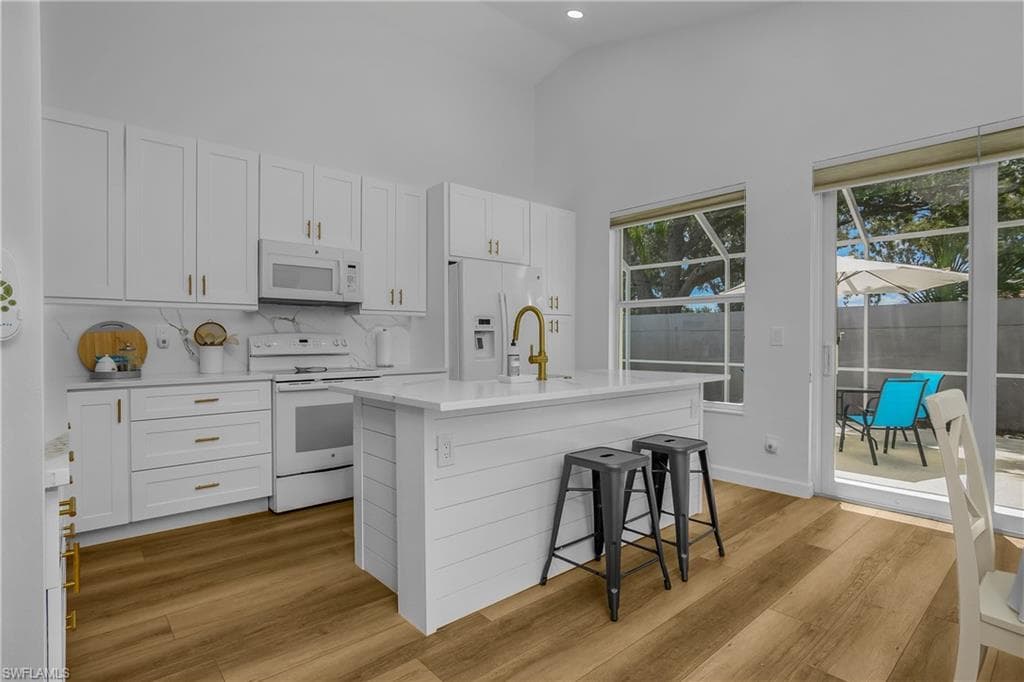 120 Livermore LN-11