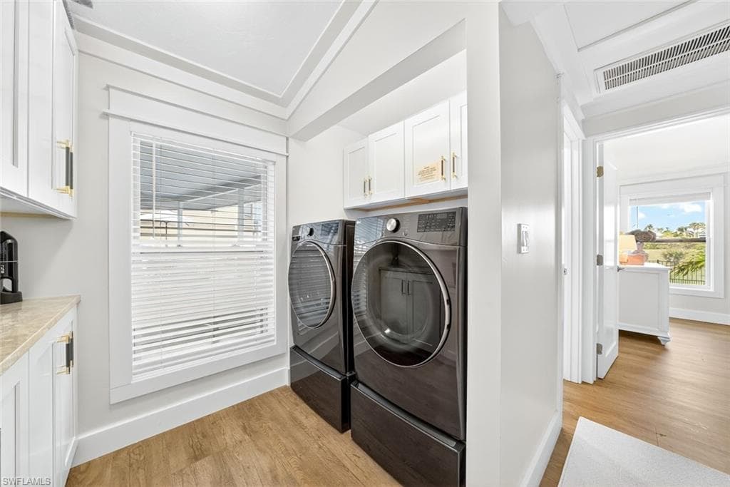 1251 Par View DR-36