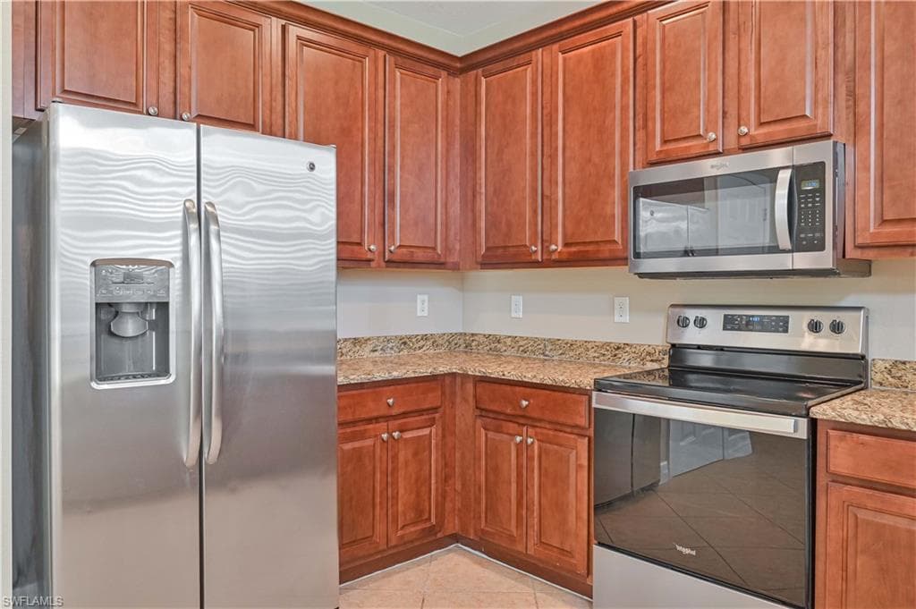 10474 Spruce Pine CT-16