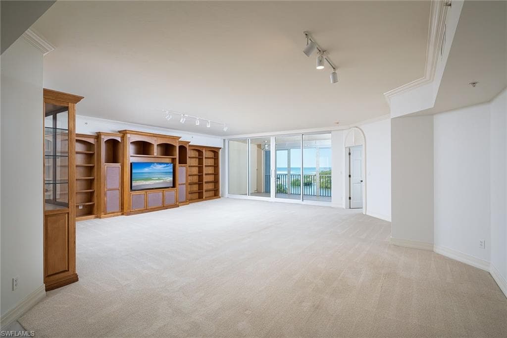 435 Dockside DR B703-2