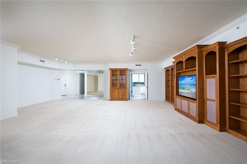 435 Dockside DR B703-6