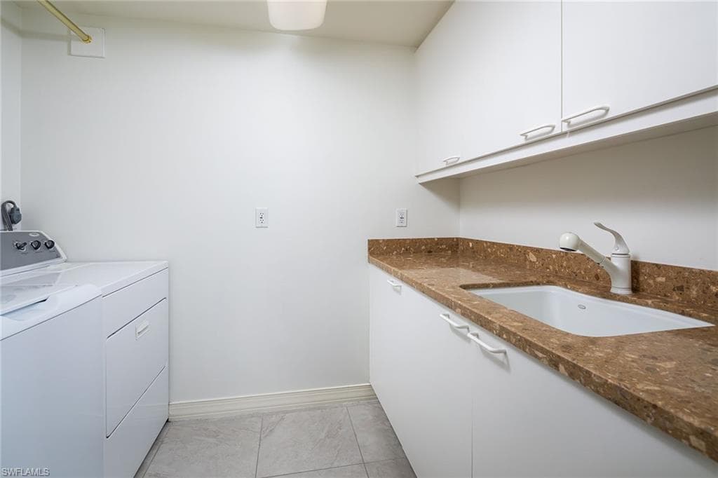 435 Dockside DR B703-26