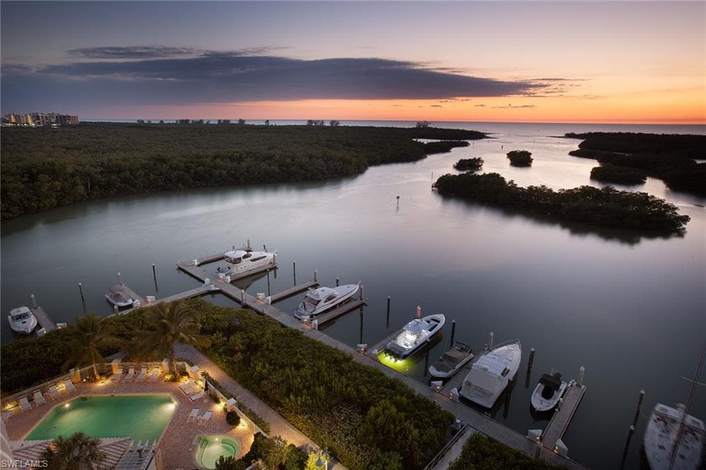 435 Dockside DR B703-36