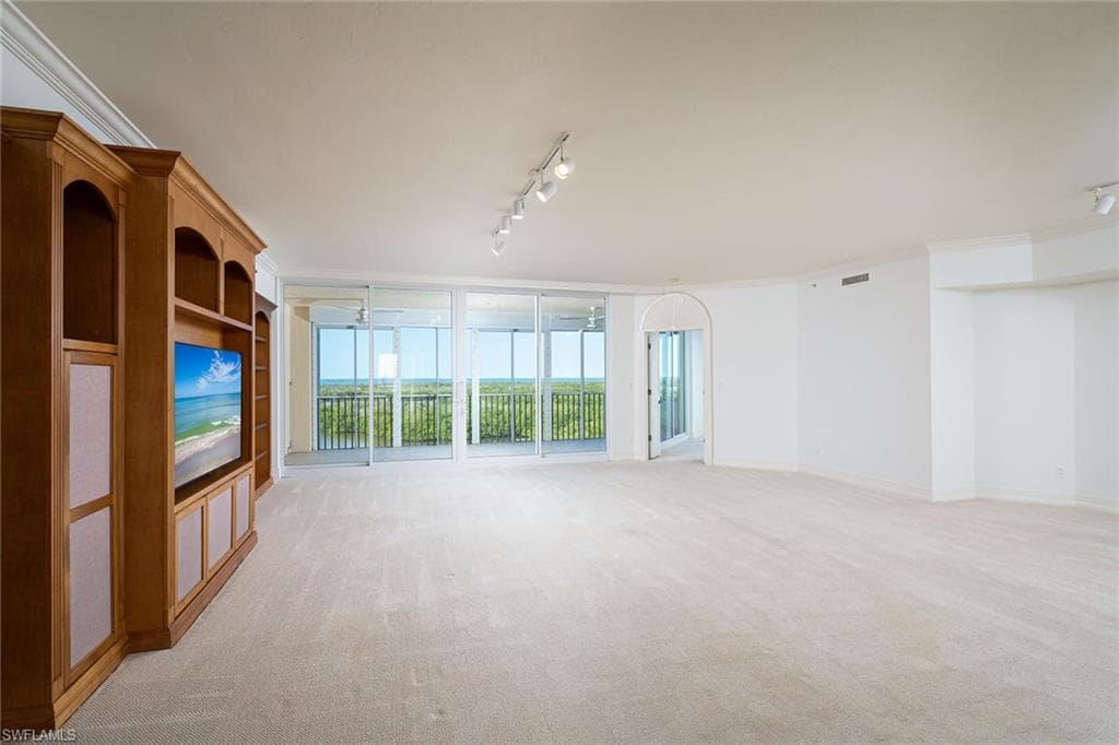 435 Dockside DR B703-4