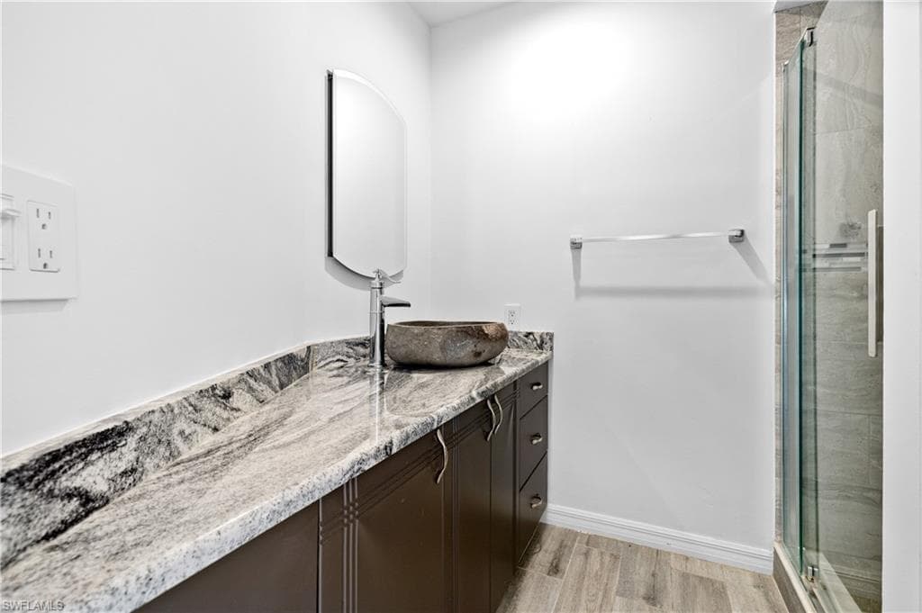 12331 Oak Brook CT-27