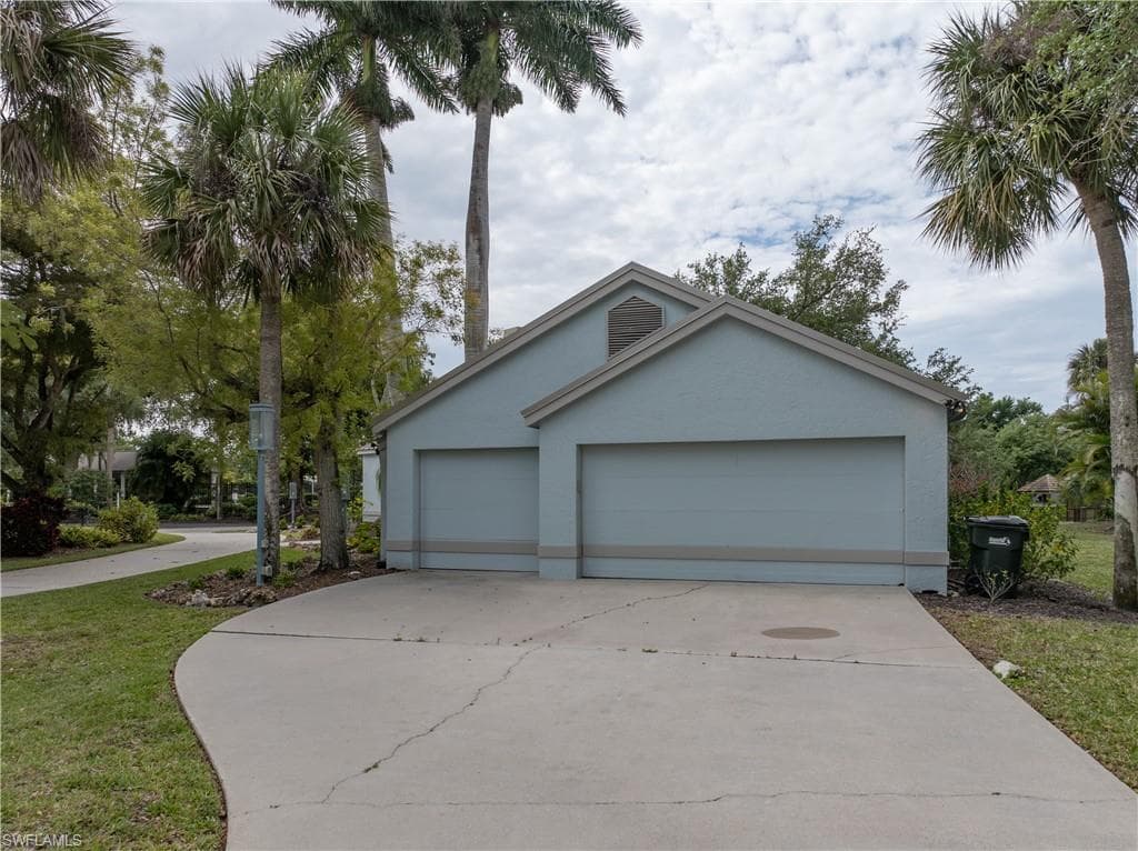 12331 Oak Brook CT-7