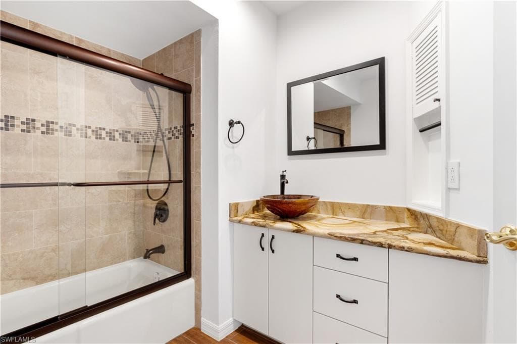 12331 Oak Brook CT-29
