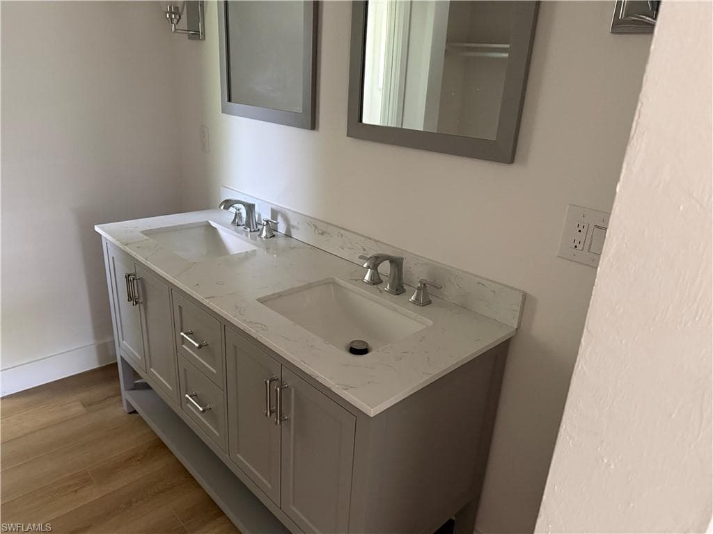 1463 Tanglewood PKWY-5