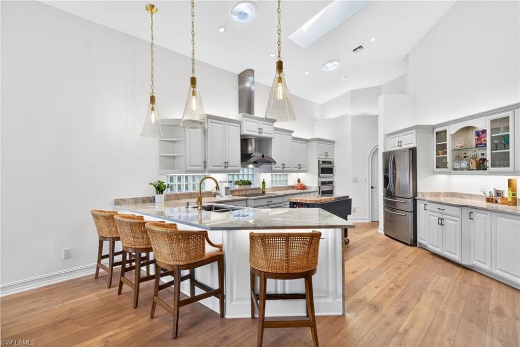 3296 LOOKOUT LN-8