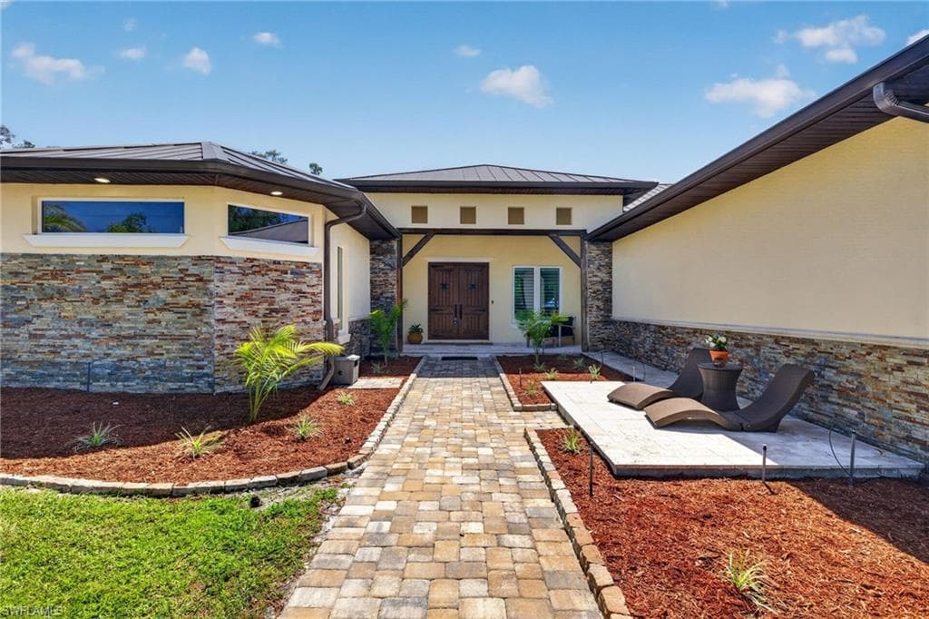 15860 Glendale LN-2