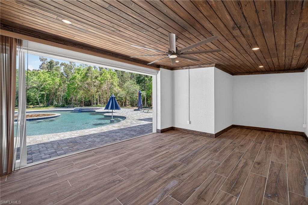 15860 Glendale LN-33