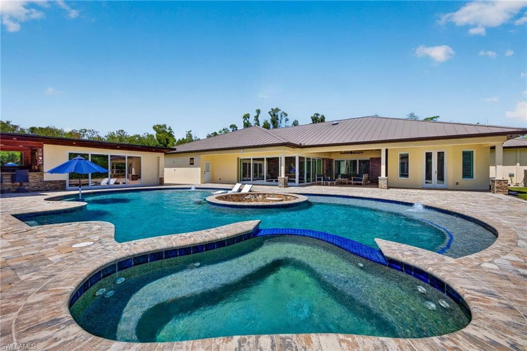 15860 Glendale LN-41