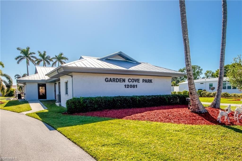19 Garden DR-20