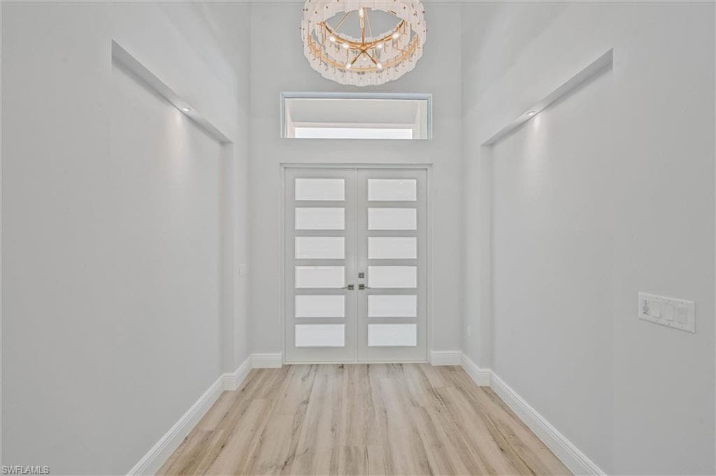24265 Cock Robin LN-15