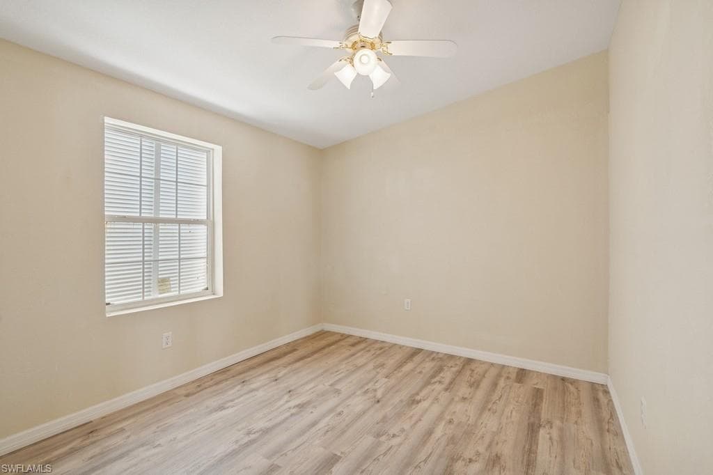 12 Nancy LN-19