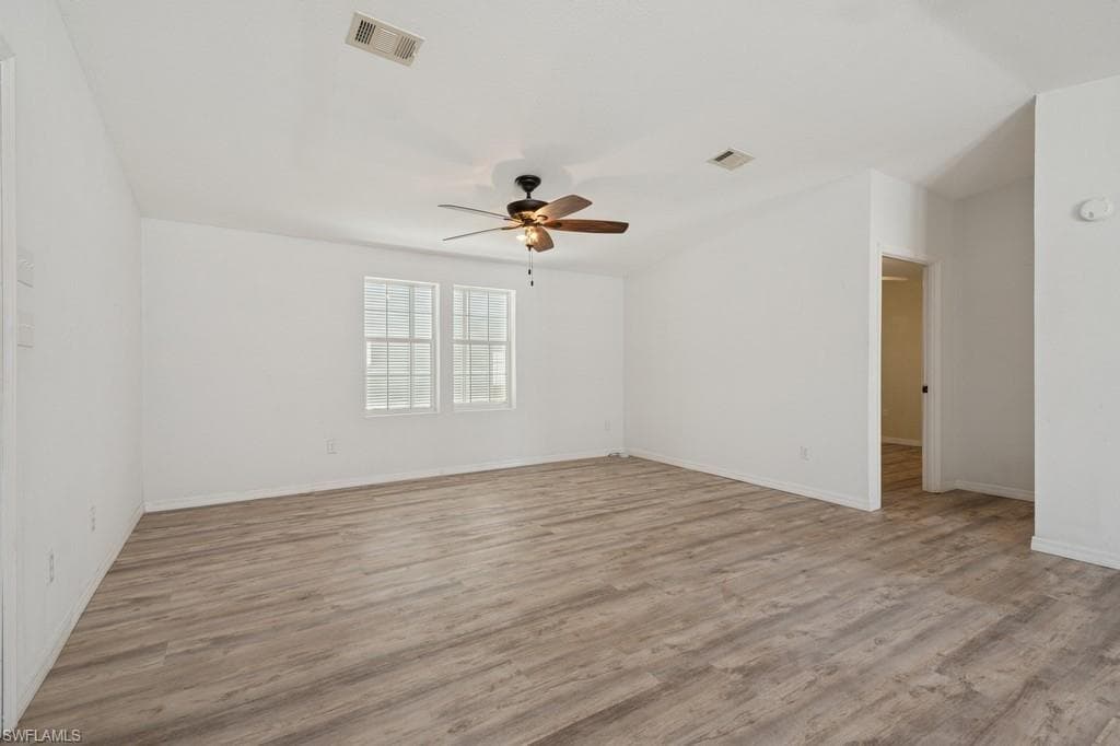 12 Nancy LN-8