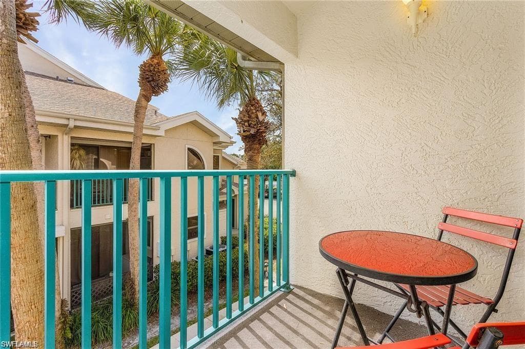 70 Emerald Woods DR K8-16