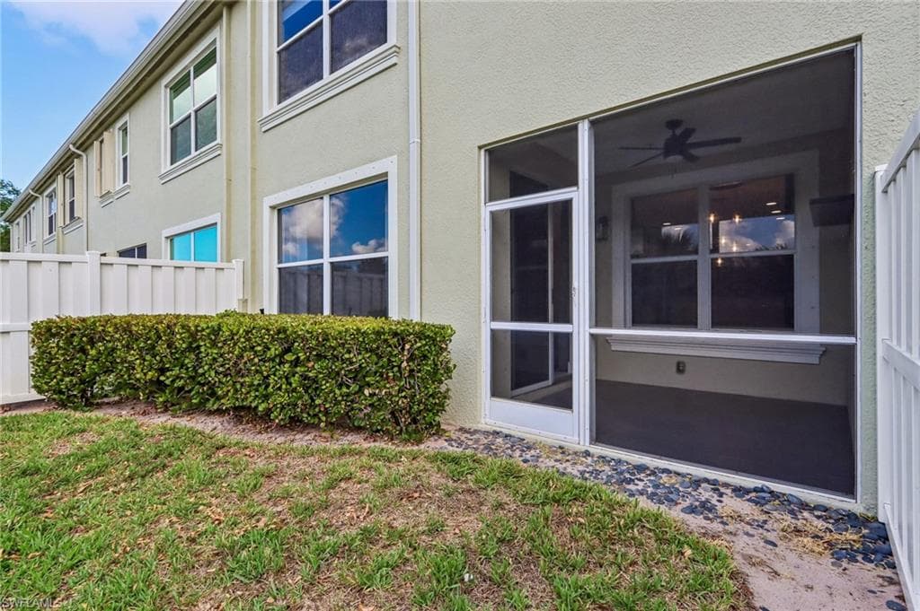 1410 Mariposa CIR 102-13