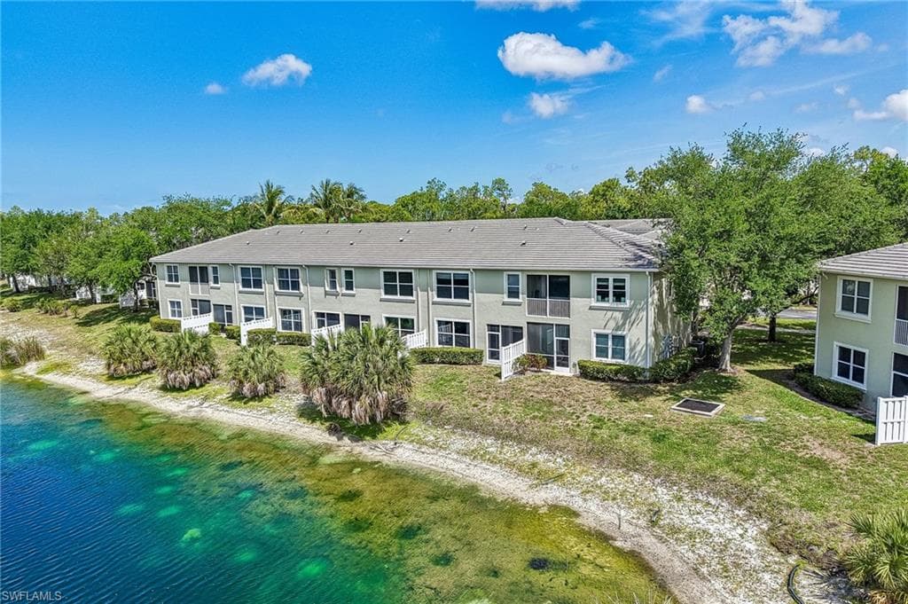 1410 Mariposa CIR 102-32