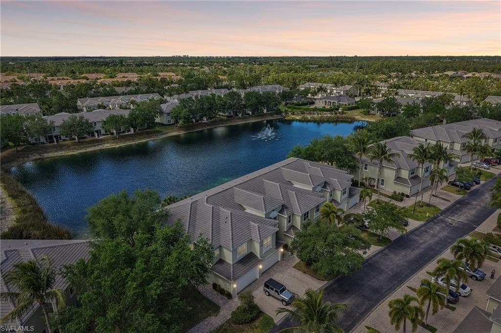 1410 Mariposa CIR 102-34