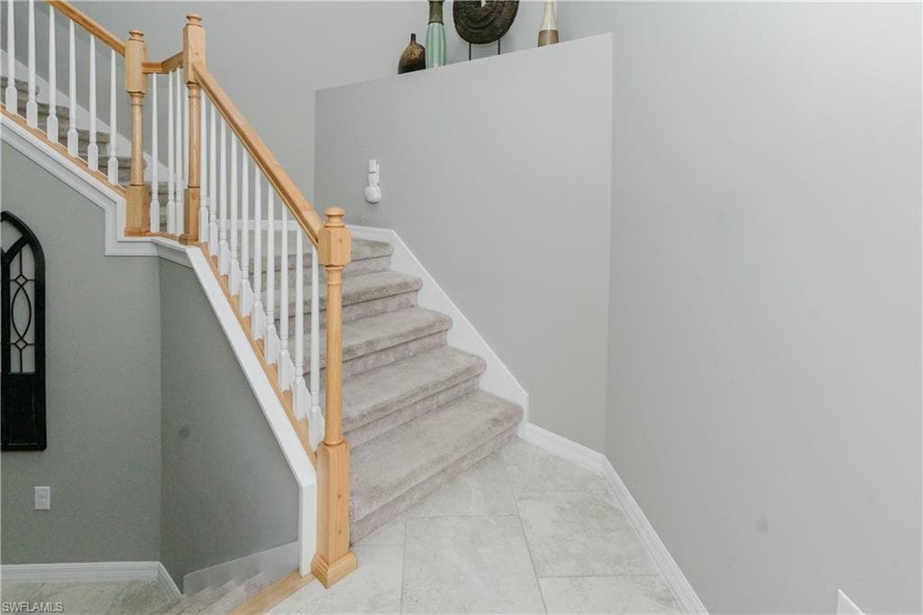 6011 Ellerston WAY 821-22