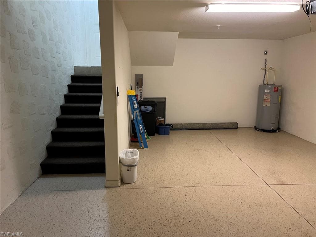 11875 Izarra WAY 8711-18