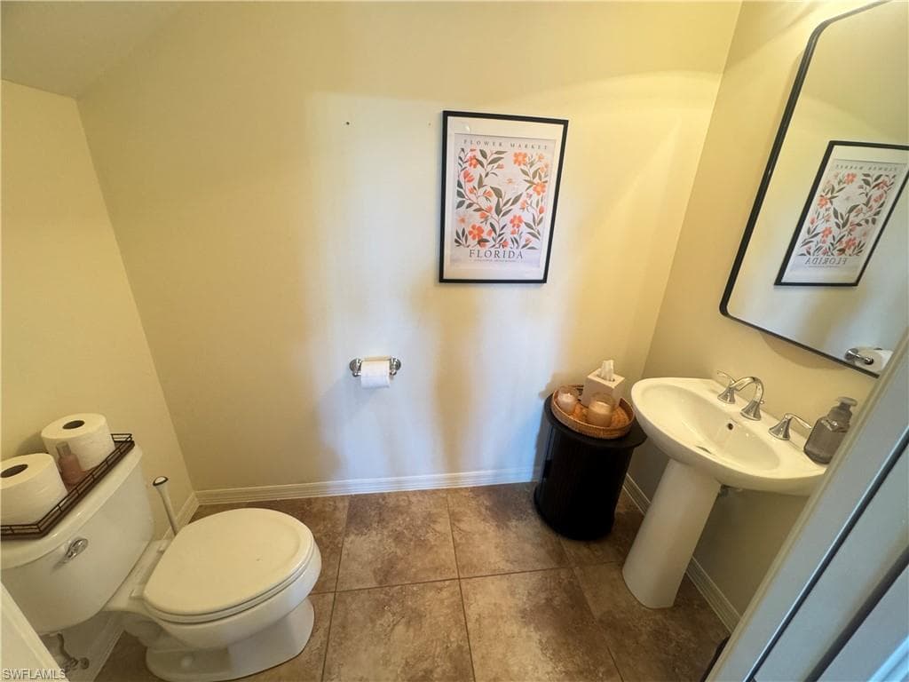 11907 Nalda ST 11906-9