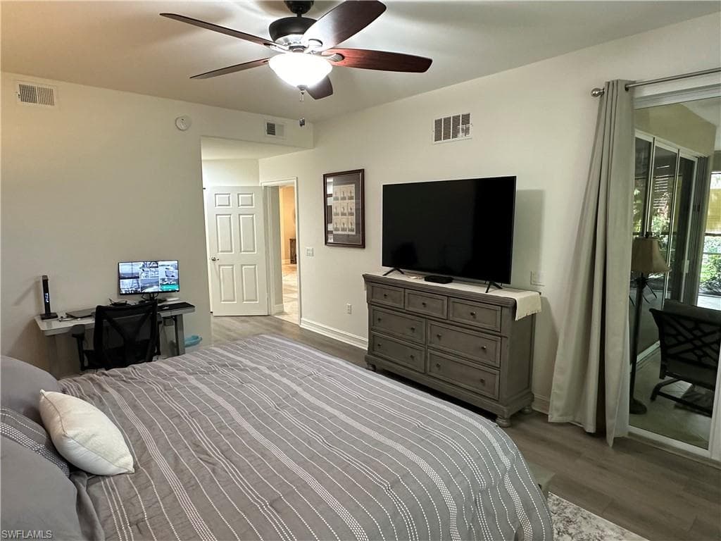 2004 Tarpon Bay DR N 101-13