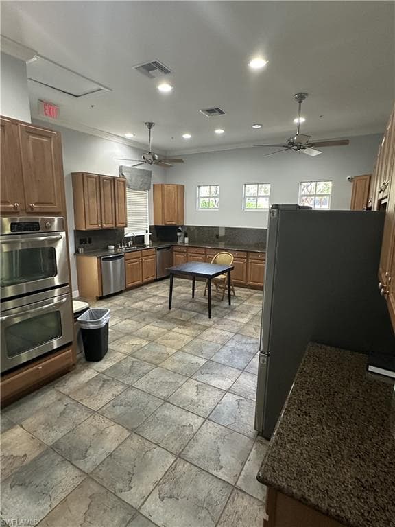 2004 Tarpon Bay DR N 101-10