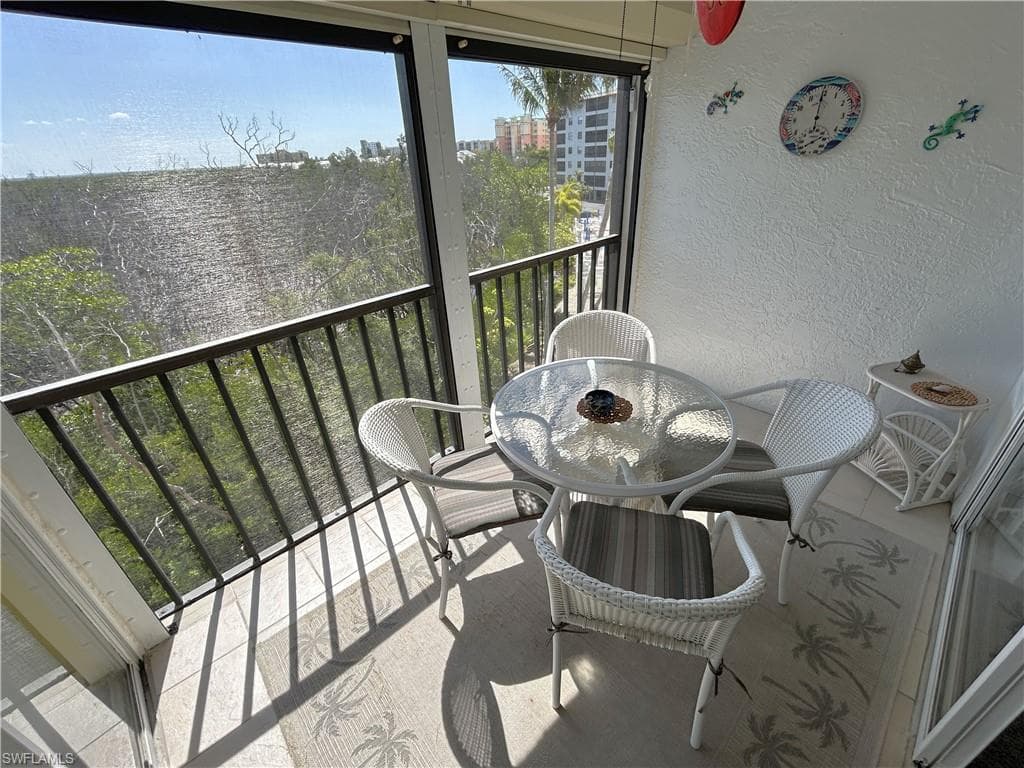6899 Estero BLVD 232-12