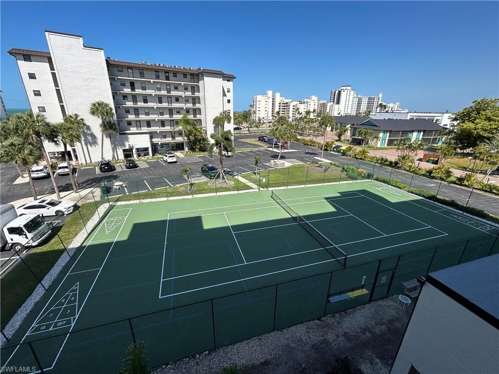 6899 Estero BLVD 232-20